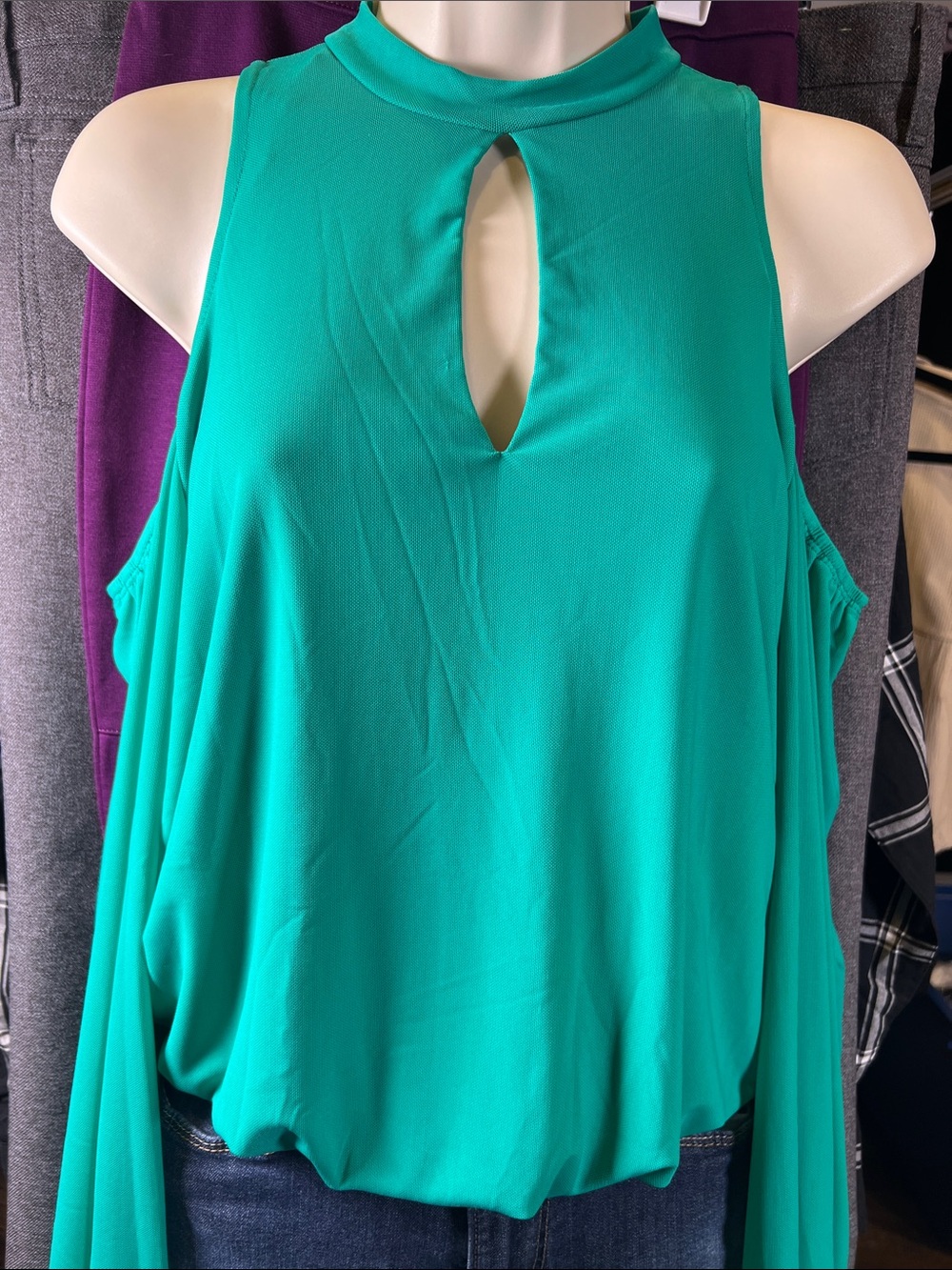 Sleeveless Teal Keyhole Cold-Shoulder Bodysuit blouse